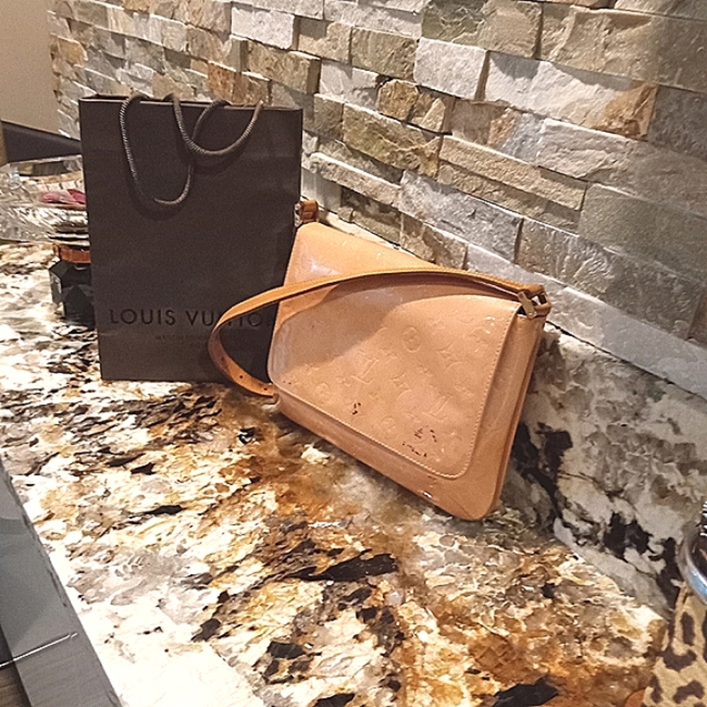 Authentic Thompson Street Vernis Louis Vuitton bag